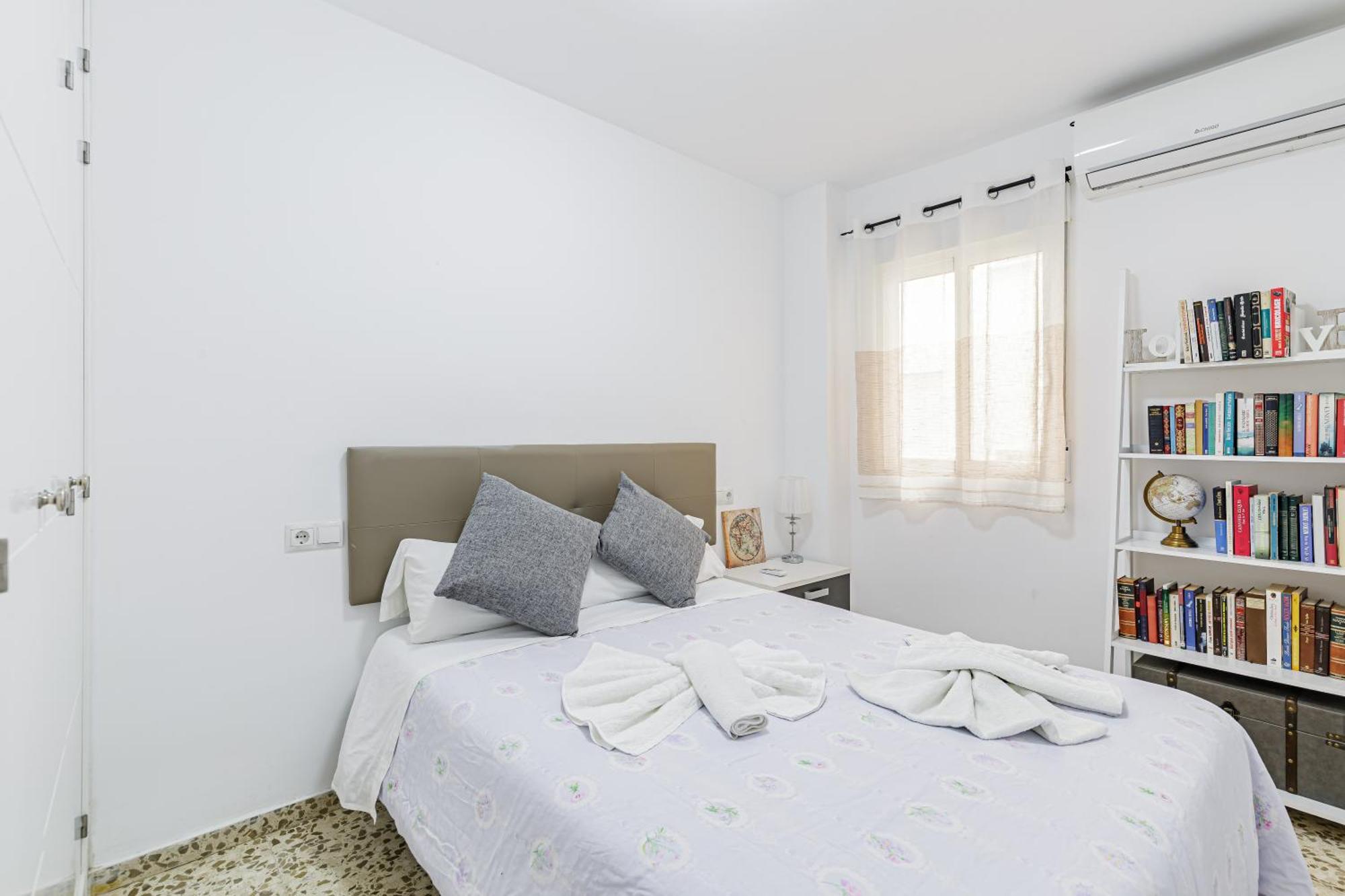 Piso Amplio Cerca Del Centro De Malaga Capital Apartment Bagian luar foto