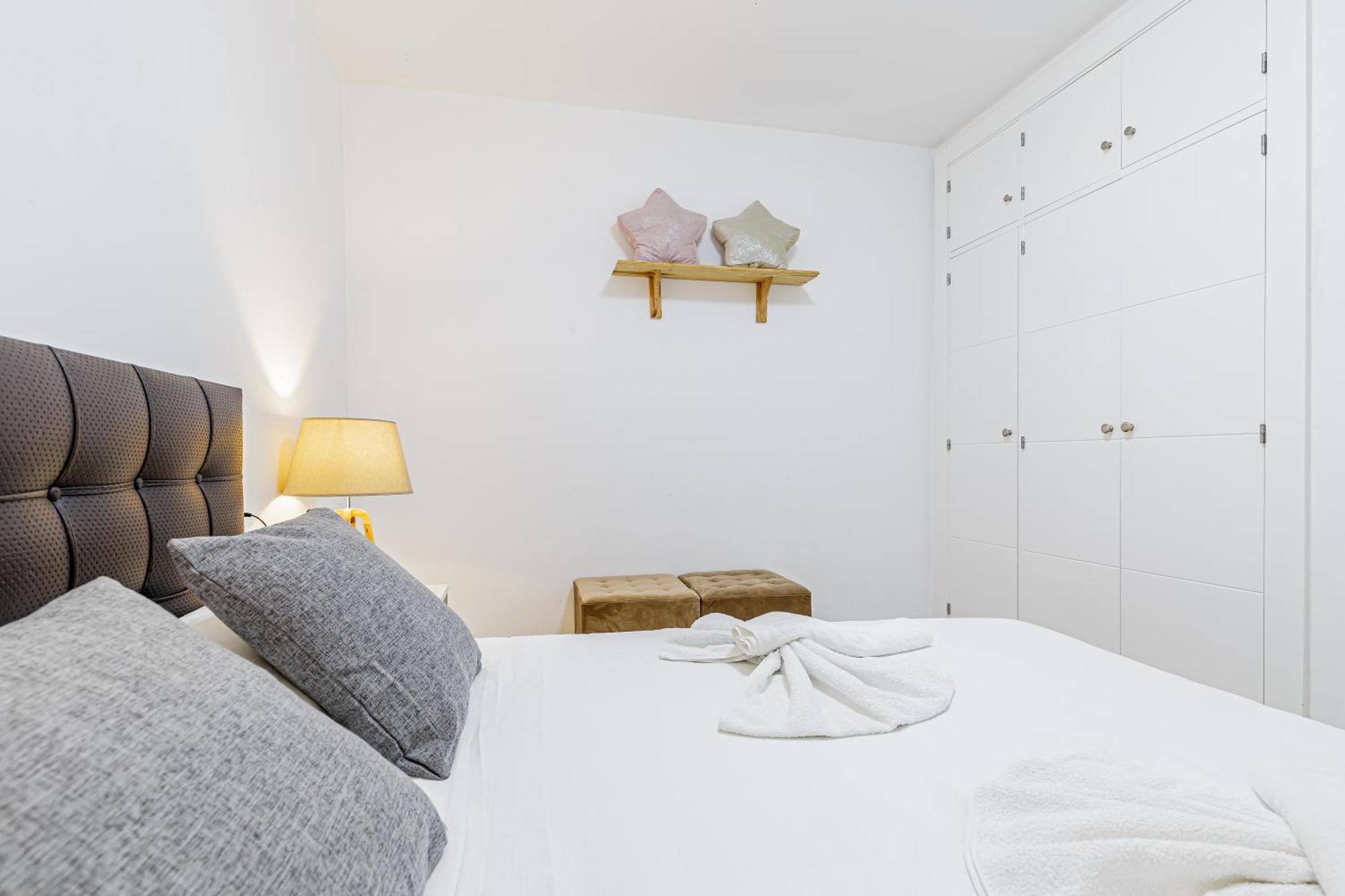 Piso Amplio Cerca Del Centro De Malaga Capital Apartment Bagian luar foto